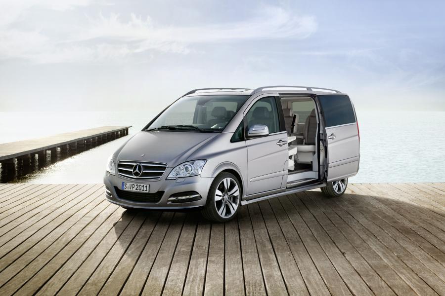  Mercedes-Benz Viano Vision Pearl Concept 2011 года  (фото 3 из 14)